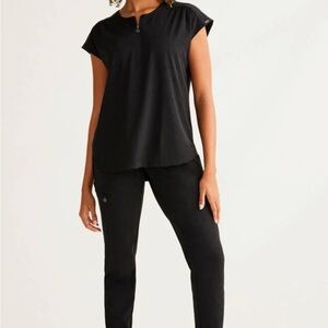 Healing Hands Black Leopard Scrub Set